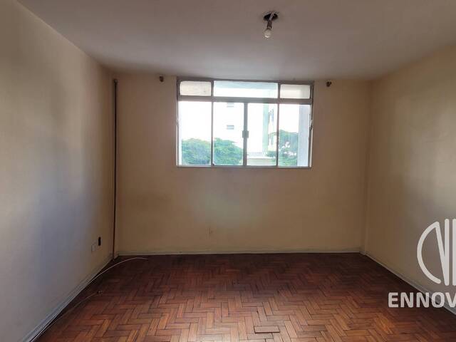 #77 V - Apartamento para Venda em São Paulo - SP