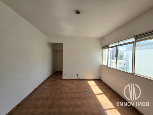 #180V - Apartamento para Venda em São Paulo - SP